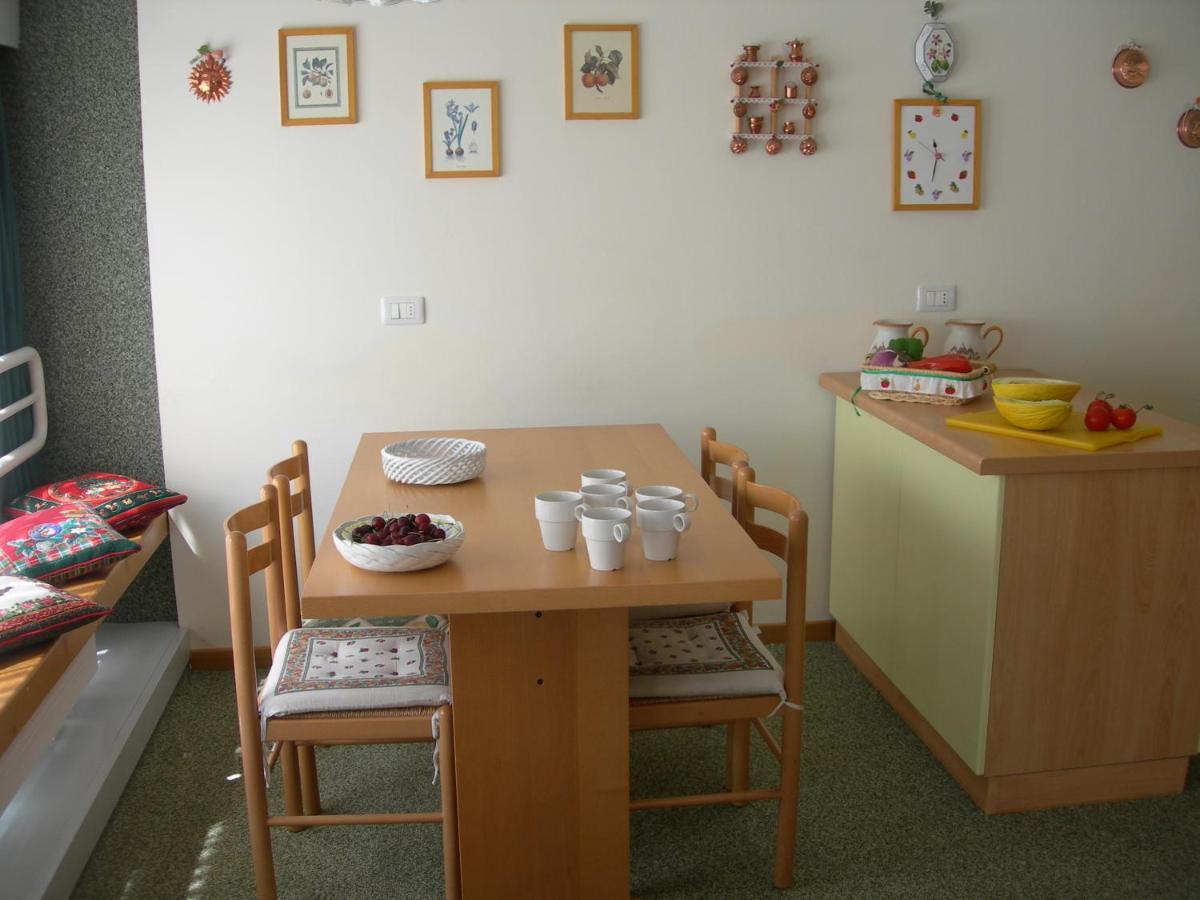 Appartamenti Vacanze Casa -Residence Albare - Check In Vacanze Casa - Marilleva 900 Zewnętrze zdjęcie